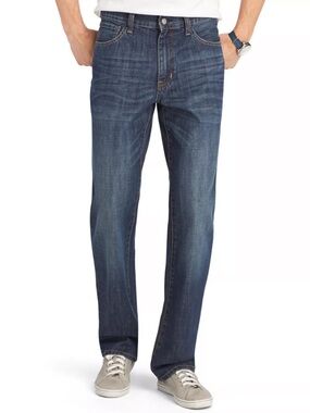 Izod Men's DiStraight Jeans in Distress Wash Slim Straight Comfort Fit